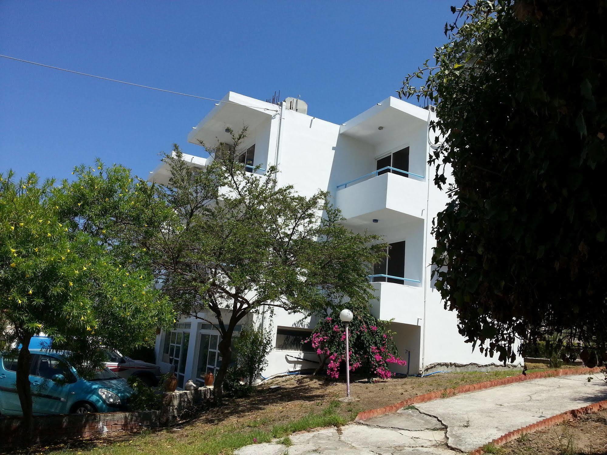 Saint George Ecotel Kalavarda ภายนอก รูปภาพ